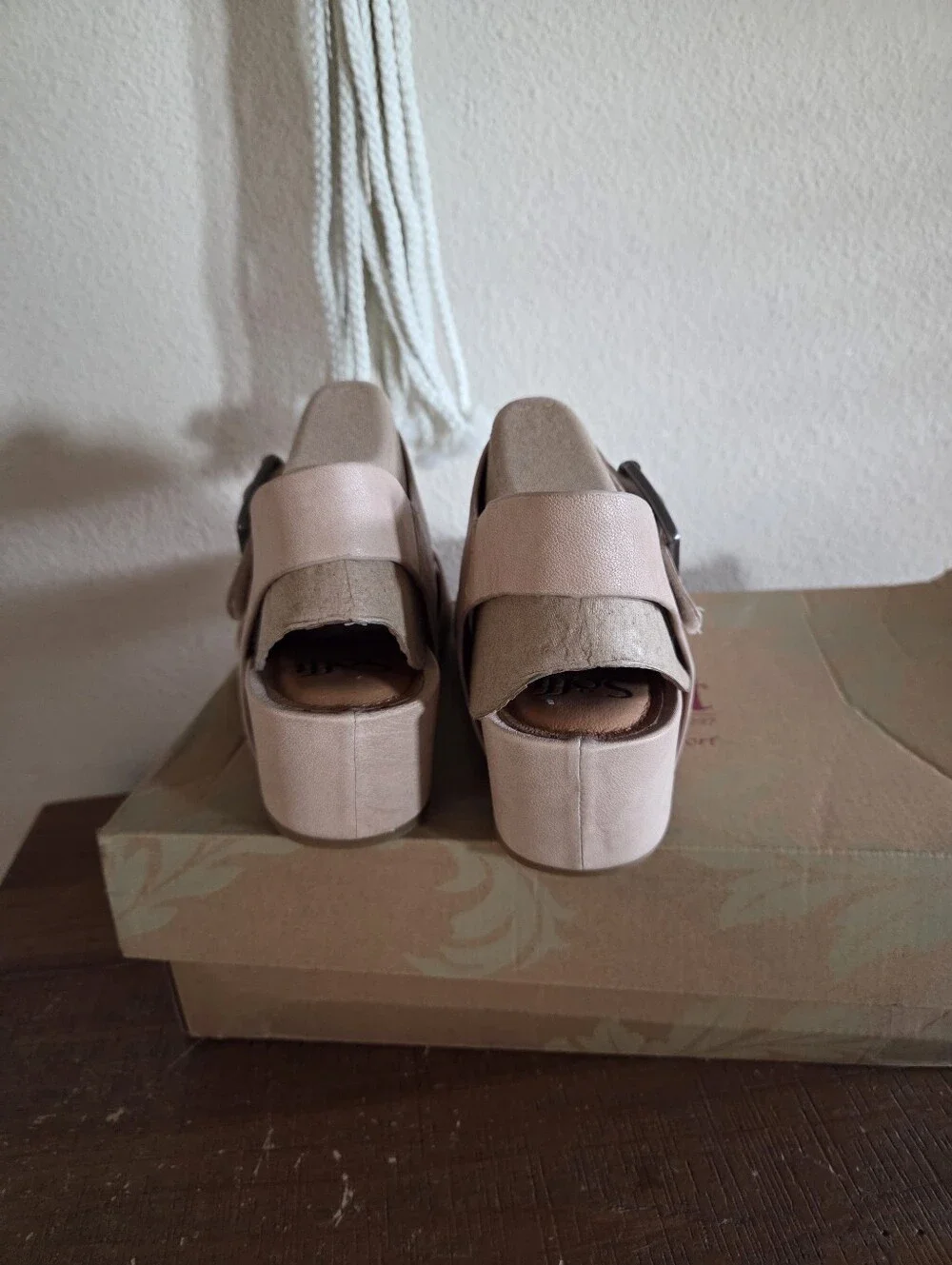 Sofft Leather Valeri Wedge Sandal Size 8.5 NWT